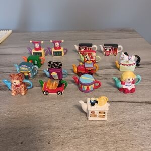 RED ROSE TEA FIGURINES